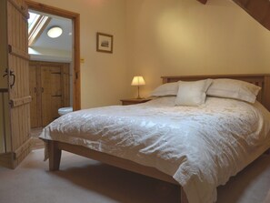 2 quartos, Wi-Fi de cortesia, roupa de cama