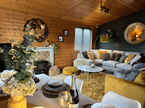 Pebble Lodge Boutique Retreat Shorefields Country Park Milford on Sea New Forest