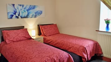 1 bedroom, free WiFi, bed sheets