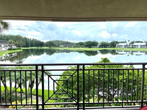 Lake & Golf Views in Saddlebrook Resort. 2 bed/2bath