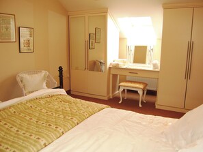 2 bedrooms, free WiFi, bed sheets