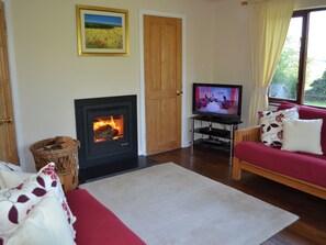 Fireplace - 3 bedroom accommodation in Ings near Staveley (Ings near Staveley)