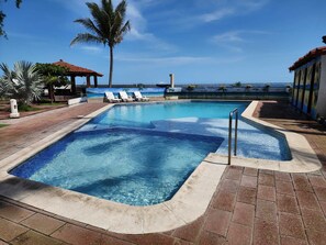 Udendørs pool