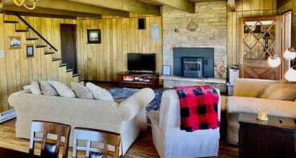 fully fenced Dog yard - Overlooking the Copalis River -