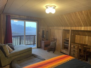 3 habitaciones, escritorio, tabla de planchar con plancha y wifi gratis 