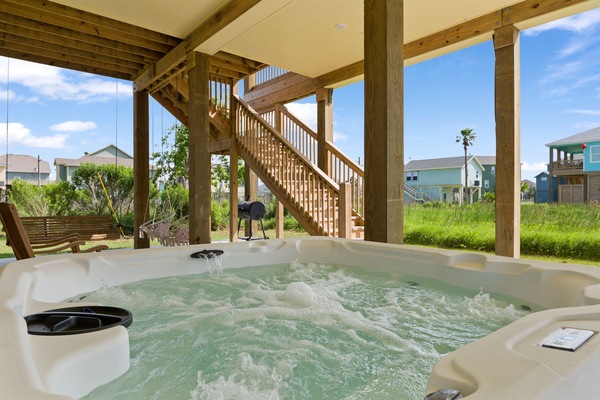Outdoor spa tub