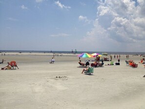 Beach nearby, beach towels