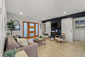 TV, fireplace - The California - Indulge in San Diego luxury (San Diego)