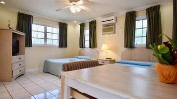 1 Schlafzimmer, Bügeleisen/Bügelbrett, kostenloses WLAN, Bettwäsche