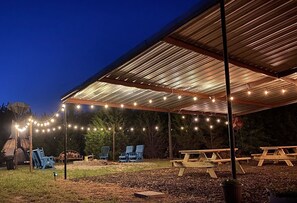 Property grounds - The Arrowhead Tipi Resort - Spirit Warriors - Nomadic Tipis on Lake Tawakoni (Wills Point)