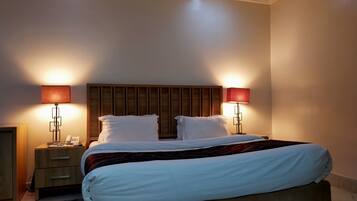 1 quarto, Wi-Fi de cortesia, roupa de cama