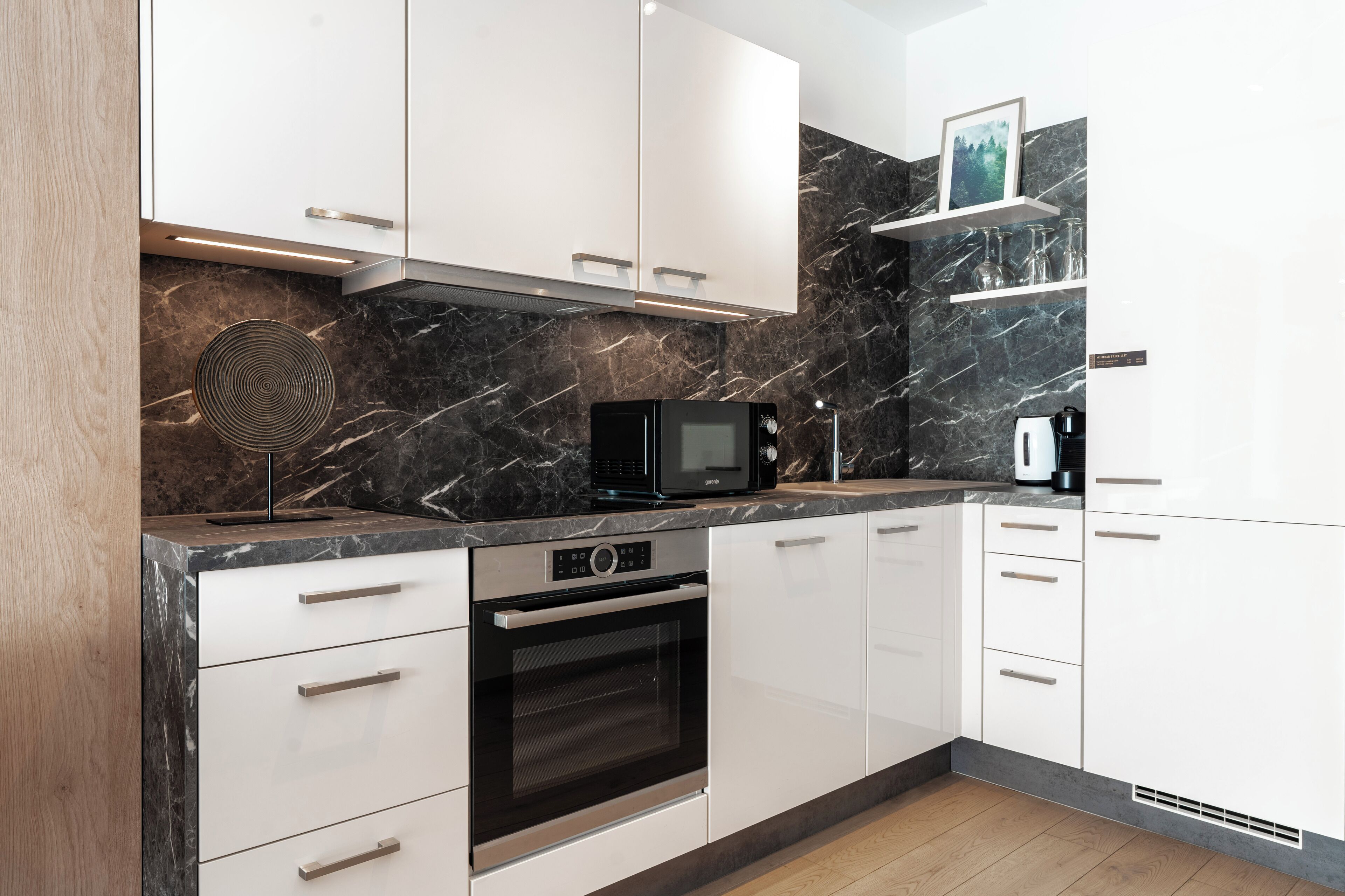 Photo - Emerald Downtown Luxury Suites by Continental Group