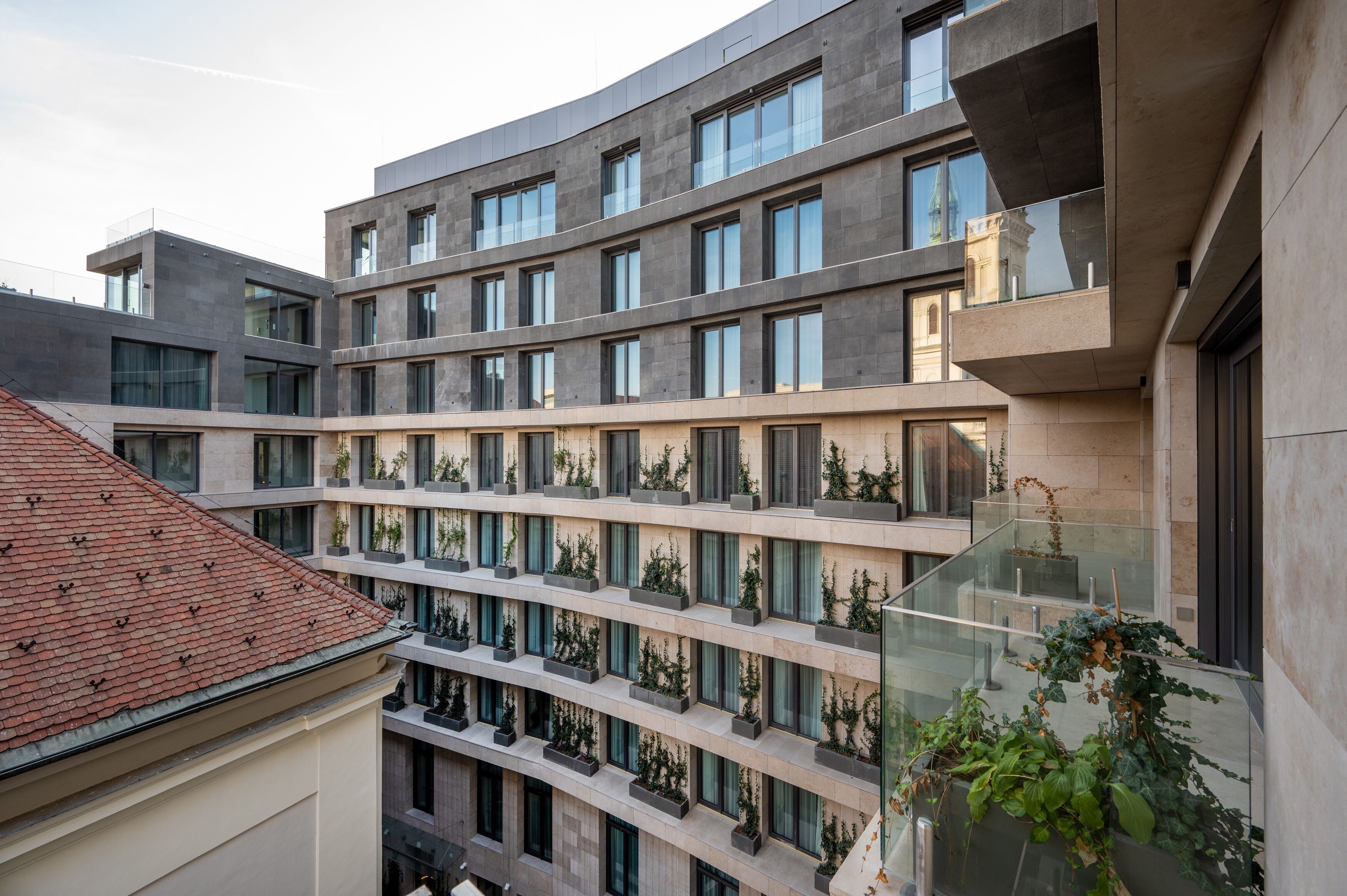 Photo - Emerald Downtown Luxury Suites by Continental Group