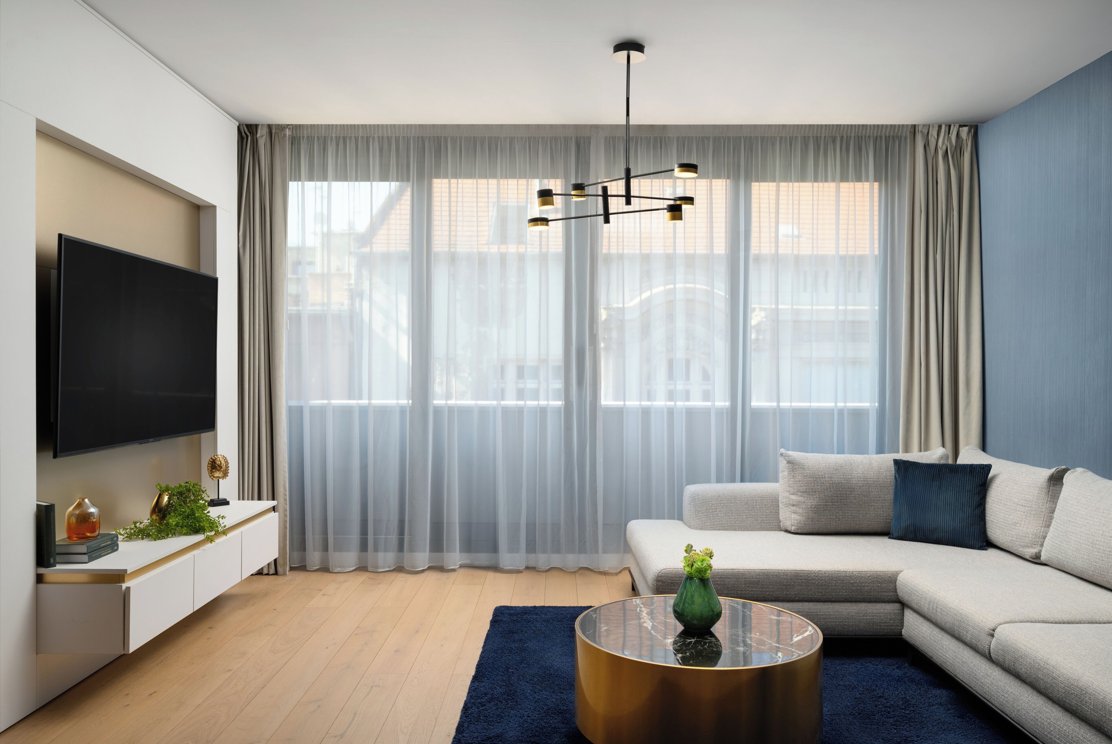 Photo - Emerald Downtown Suites