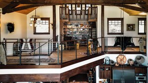 Interior - Amazing 3-level home.  Perfect for 3-generation family visits.  Sunsets & elk. (Angel Fire Resort)