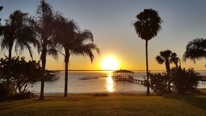 Sunrise on Lake Placid - Visit Old Florida and Come Fish the Best Bass Lake in the Region! (Lake Placid)