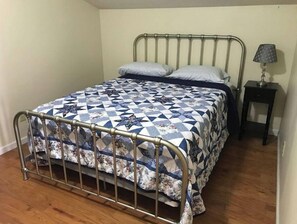 2 chambres, fer et planche Ă repasser, Wi-Fi gratuit, draps fournis