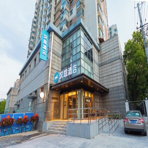 Pemandangan dari hartanah