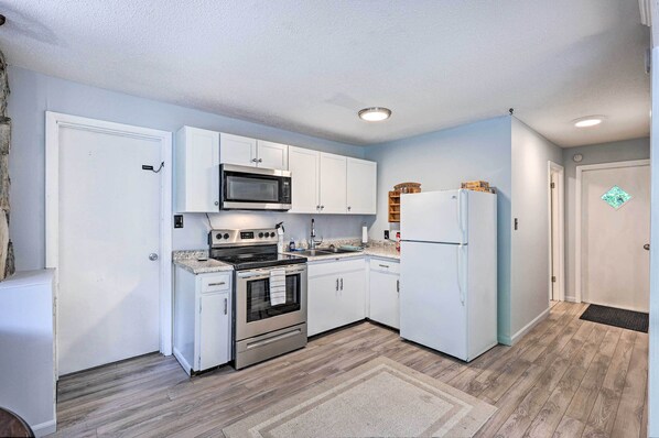 Fridge, microwave, stovetop, toaster