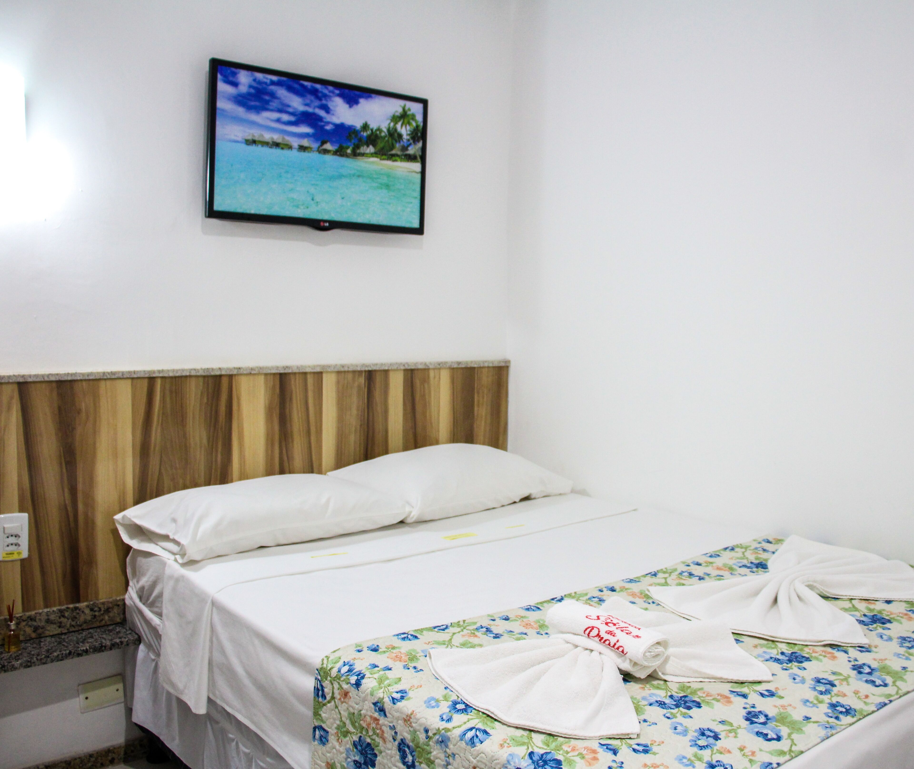Comfort Triple Room | Desk, free WiFi, bed sheets