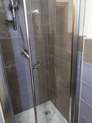 Bathroom - Seaside House in Rais Gerbi Residence (Pollina)