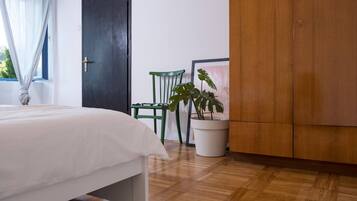 Apartment, 2 Bedrooms, Smoking, Refrigerator | 2 bedrooms