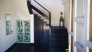 Apartment, 2 Schlafzimmer, Raucher, Kühlschrank | Flur