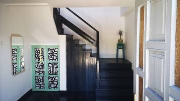 Apartment, 2 Bedrooms, Smoking, Refrigerator | Hallway