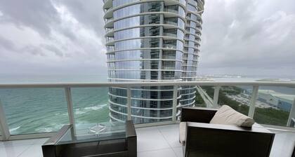 Penthouse with ocean view