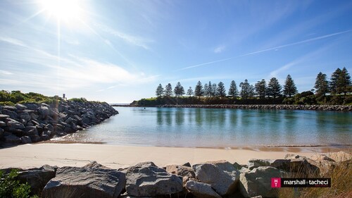 Marlin Waters 6 -  6/8 Narira Street- Costal Vibes