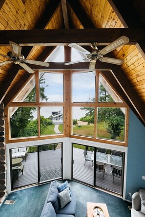 TV, fireplace, DVD player - Serenity Shores on Lake Skegemog~ Boat, Ski & Sip! (Williamsburg)