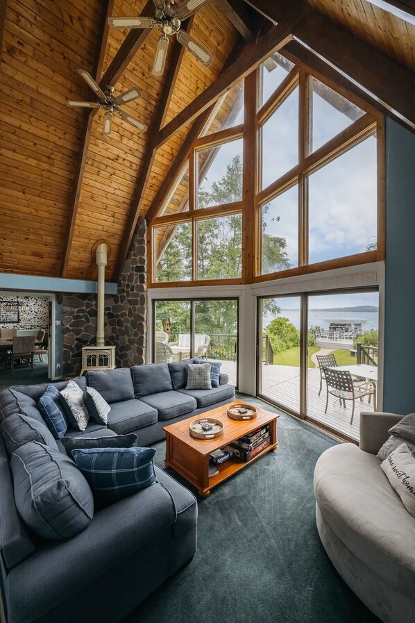 TV, fireplace, DVD player - Serenity Shores on Lake Skegemog~ Boat, Ski & Sip! (Williamsburg)