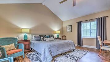 4 Schlafzimmer, Schreibtisch, Bügeleisen/Bügelbrett, Reisekinderbett