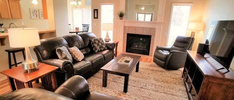 Smart TV, DVD player, books