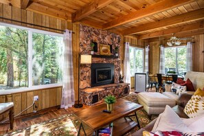 Smart TV, chimenea, Netflix y servicios de streaming 