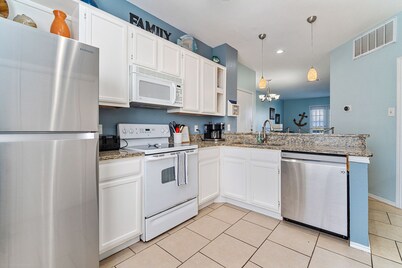 Island Oasis! 1st floor! One block to the beach!