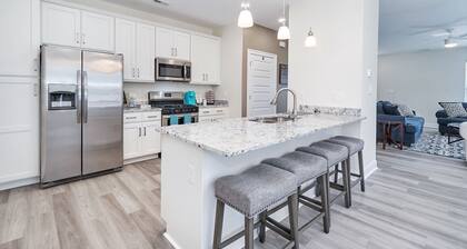 Luxurious Alberta Beach House w/ Historical Detail