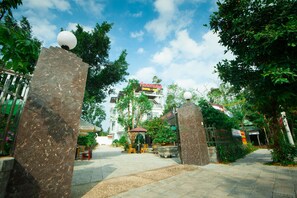 Front of property - Panorama Hotel & Coffee (Hue)