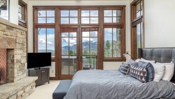 Rumah, 6 kamar tidur | 6 kamar tidur