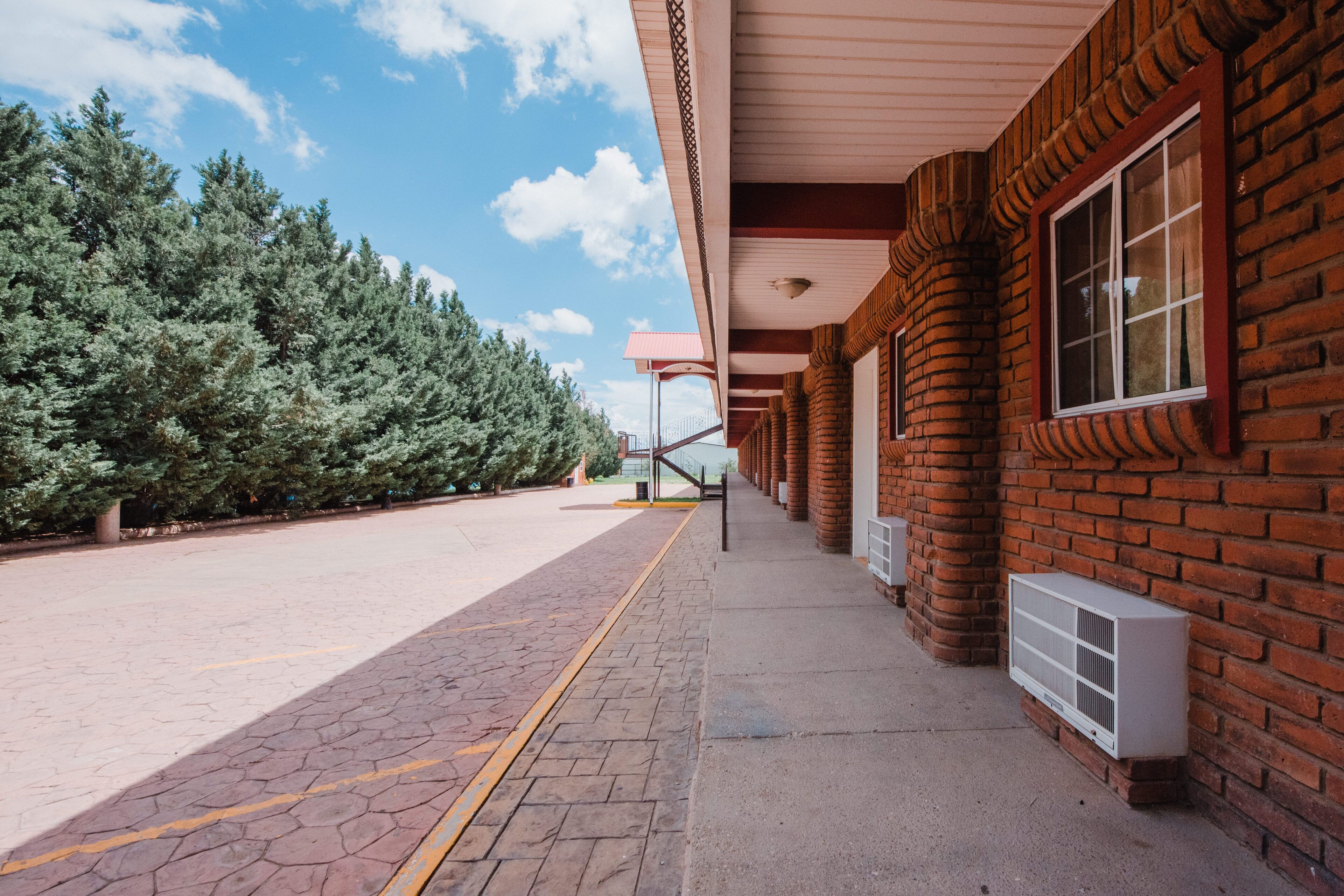 Vista frontal de la propiedad