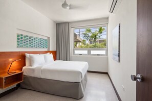 4 bedrooms, iron/ironing board, travel cot, WiFi - Casa Pepe | Perfectly located boutique apartment! (San Juan)