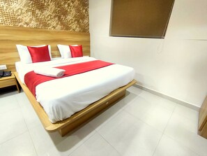 Desk, rollaway beds, free WiFi, bed sheets
