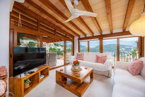 Télévision, console de jeux vidéo