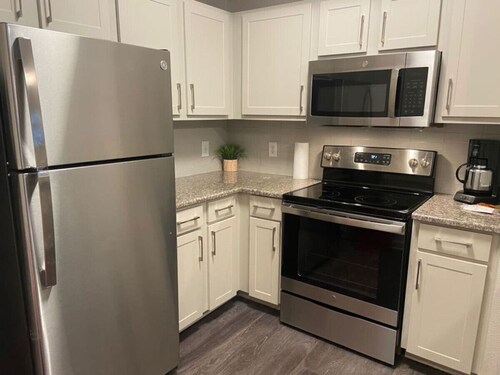 Spacious one bed/ one bath apartment in The Woodlands, TX