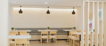 Hanting Hotel (Shenzhen Xixiang Bus Terminal)
