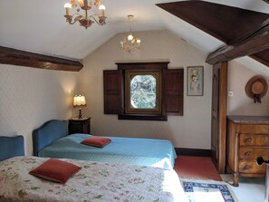 3 chambres, Wi-Fi gratuit, draps fournis