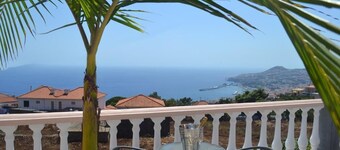 Casa da Paz - Fantastic view of Funchal Bay