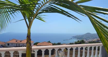 Casa da Paz - Fantastic view of Funchal Bay