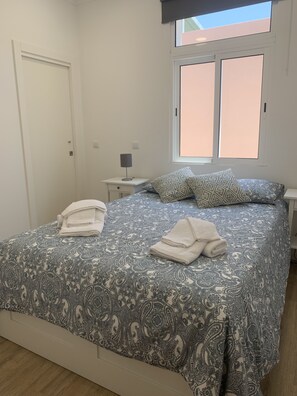 2 Schlafzimmer, Bügeleisen/Bügelbrett, Reisekinderbett, WLAN