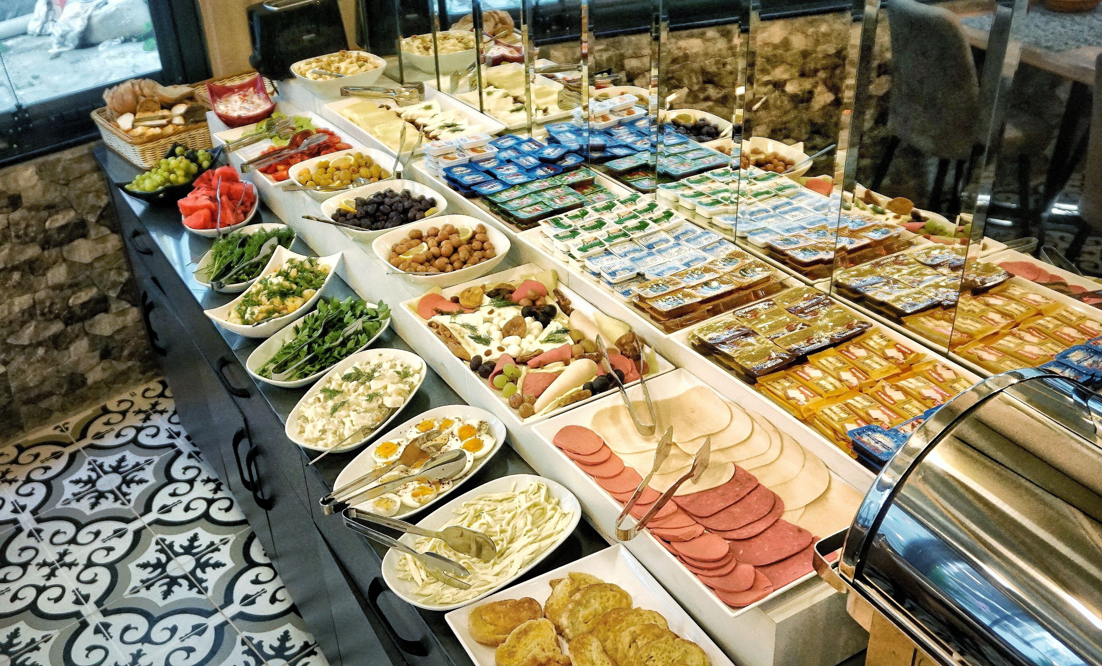 Tägliches inbegriffenes Frühstücksbuffet